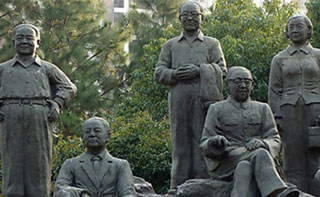 弘美雕塑教你鑄銅雕塑如何保養